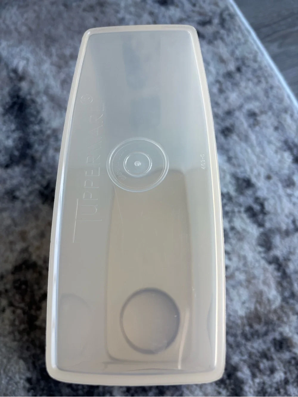 Tupperware Beige Food Storage Container Lid with Flip Pour Spout
